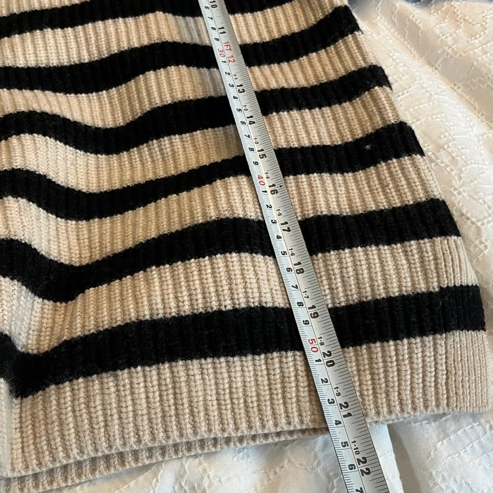 & Other Stories Knitted half-zip sweater  ribbed texture. Cream & Black Size XS - Picture 12 of 13